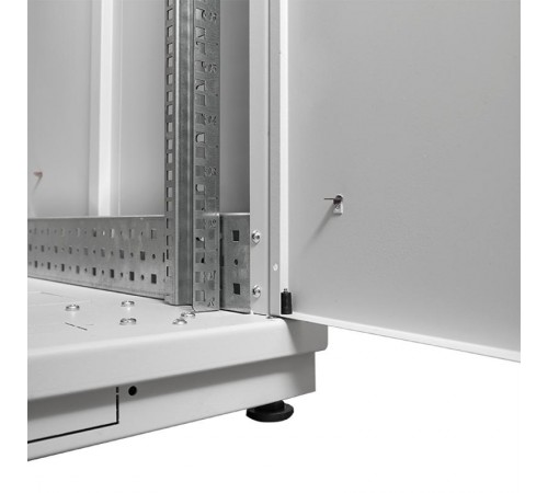 Шкаф напольный 19" TERACOM PRO 18U 600x600 мм двери стеклянная с замком-ручкой и металлическая серый TRP-NTC-1866-41G EKF