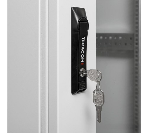 Шкаф напольный 19" TERACOM PRO 18U 600x600 мм двери стеклянная с замком-ручкой и металлическая серый TRP-NTC-1866-41G EKF