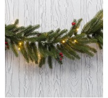Еловый шлейф с ягодами и гирляндой 1.8 м, 30 LED, 31 В, литой, теплое белое свечение  307-113  NEON-NIGHT