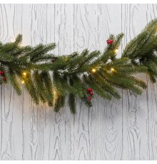 Еловый шлейф с ягодами и гирляндой 1.8 м, 30 LED, 31 В, литой, теплое белое свечение  307-113  NEON-NIGHT