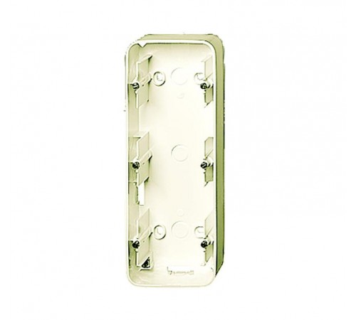 Коробка для открытого монтажа, 3 пост, серия Busch-Duro 2000 SI, цвет слоновая кость  1799-0-0983   2CKA001799A0983  ABB