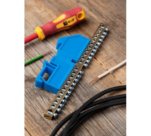 Шина "0" N 63.22 изолятор на DIN-рейку (латунь) EKF PROxima  sn0-63-22-d  EKF