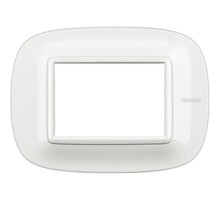 Axolute декоративные накладки в форме эллипса, Белый, цвет белый, на 3 модуля  HB4803HD  Legrand