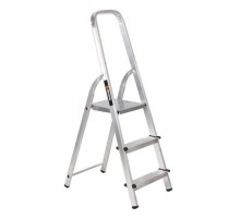 Стремянка алюминиевая СА 1х3  73/5/1/1  ВИХРЬ