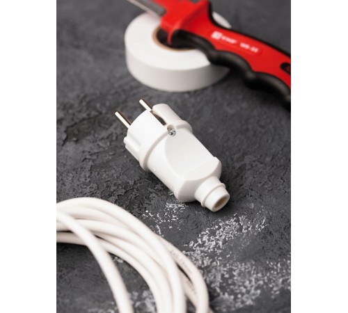 Вилка прямая с/з бел. 16А 250В EKF PROxima  AVP16-10  EKF