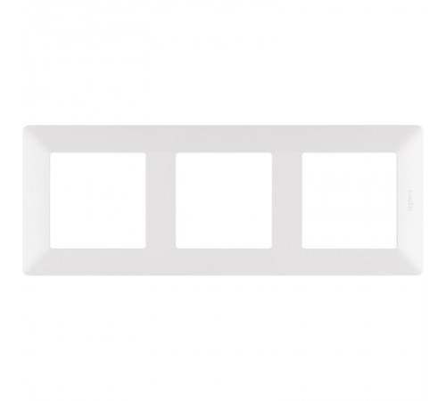 Valena LIFE Белая Рамка 3-ая  754003  Legrand