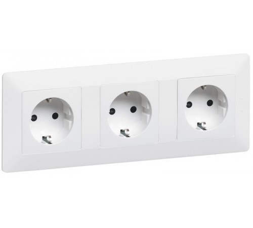 Valena LIFE Белая Рамка 3-ая  754003  Legrand