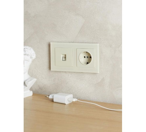 BRITE Рамка 2-ая РУ-2-2-БрВа стекло ванильный  BR-M22-G-K10  IEK