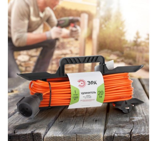 Удлинитель силовой ЭРА UFx-1-2x0.75-20m-IP44 на рамке б/з 1 гн 20м ПВС 2x0.75  Б0046821  ЭРА