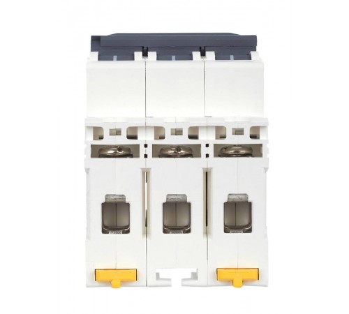 Выключатель автоматический трехполюсный M06N 3P B 16А 6кА ARMAT  AR-M06N-3-B016  IEK