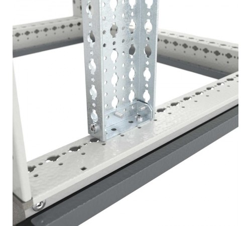 Рейки широкие вертикальные для корпусов CQE N, В=2200 мм, упаковка - 2 шт.  R5NPDV22  DKC