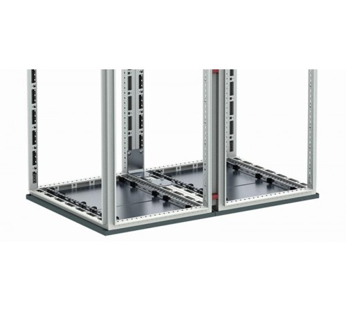 Комплект для объединения шкафов CQE ЭМС  R5KEMC65  DKC