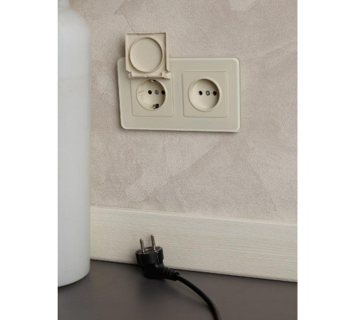 BRITE Рамка 2-ая РУ-2-2-Бр стекло песчаный RE  BR-M22-G-41-K98  IEK