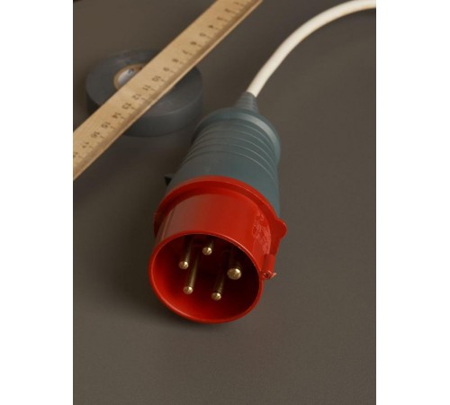 Вилка 015 3Р+РЕ+N16А 380В IP44  PSR02-016-5  IEK