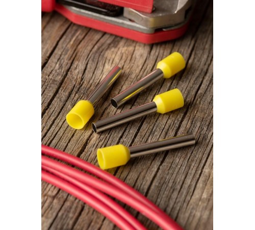 Наконечник штыревой втулочный изолированный НШвИ 6,0-24 (50шт.) PROxima  nhvi-6.0-24  EKF