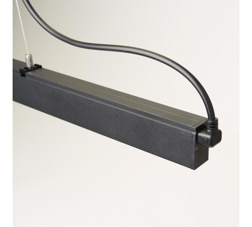 Светильник светодиодный линейный AL4028 IP20 30W 6500K 1197*23*42мм в алюминиевом корпусе, с рефлекторами  41301  Feron