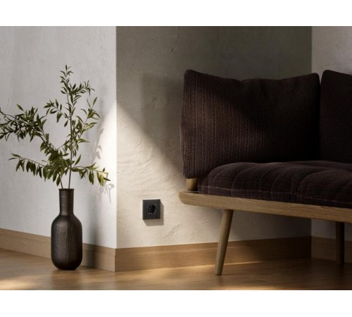 AtlasDesign SMART Карбон Розетка с заземлением со шторками., Zigbee, L+N, 16А, механизм   ATN001045Z  SE