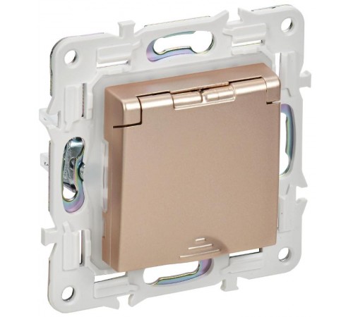 SKANDY Розетка з/к/ш кр. 16А IP44 SK-R11Sa песочный  SK-R16-16-44-K98  IEK