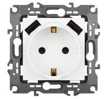 Розетка ЭРА Серия 12 12-4109-01М , 2P+E 16A-250В, штор. с 2xUSB 5В-3А, белый матовый   Б0065728  ЭРА