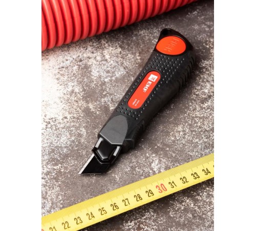 Нож строительно-монтажный 18 мм НСМ-50 (18мм)(SK4) Heavy Duty (до 25 кг) EKF Expert  ncm-50-exp  EKF