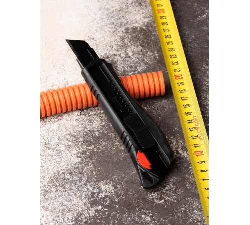 Нож строительно-монтажный 18 мм НСМ-50 (18мм)(SK4) Heavy Duty (до 25 кг) EKF Expert  ncm-50-exp  EKF