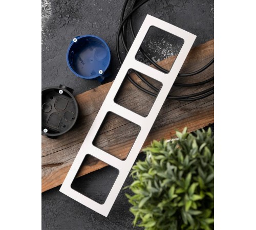 Стокгольм Рамка 4-местная белая с линией цвета черный PROxima  EZM-G-305-20  EKF