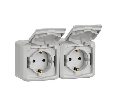 Quteo Серый Розетка 2-я с заземлением со шторками IP44  782353  Legrand