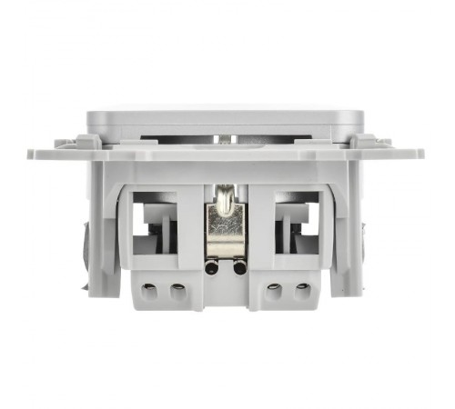 FLITE Розетка с заземлением со шторками быстрозажимные клеммы 16А РСш11-1-ФлА алюминий  FI-R14-16-1-K47  IEK