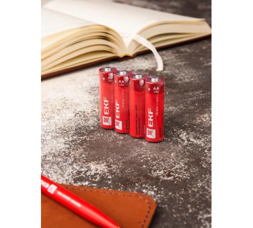 Батарейка алкалиновая типа АА(LR6) шринк 4шт.  LR6-SR4  EKF