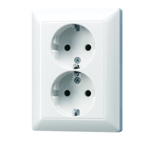 Сдвоенная розетка в одну монтажную коробку AS5022NUWW Jung