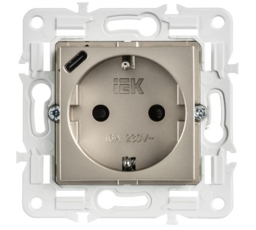 SKANDY Розетка с заземлением с защитными шторками 16А с USB C 18Вт SK-R17Sh шампань   SK-R14-16-U14-018-K37  IEK