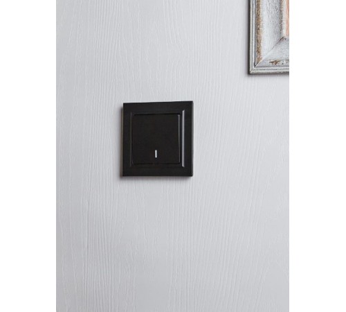 BRITE Выключатель 1-клавишный проходной с индикацией 10А ВС10-1-7-БрЧ черный  BR-V12-1-10-K02  IEK