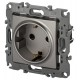 Розетка ЭРА Серия 12 12-2102-16 , с заземлением со шторками, 16А-250В, Эра12, титан   Б0065651  ЭРА