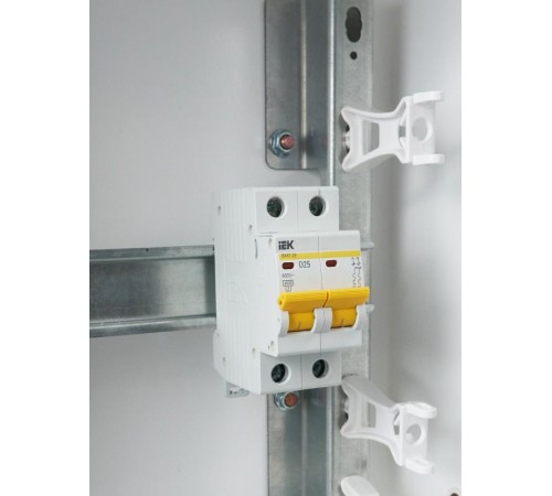 Выключатель автоматический двухполюсный ВА47-29 25А D 4,5кА KARAT  MVA20-2-025-D  IEK
