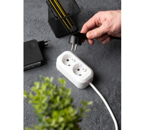 Удлинитель "Эксперт"  2 гнезда 3 метра 16А/3,5кВт с заземлением ПВС 3х1 EKF PROxima  UBA16-310-2-03  EKF