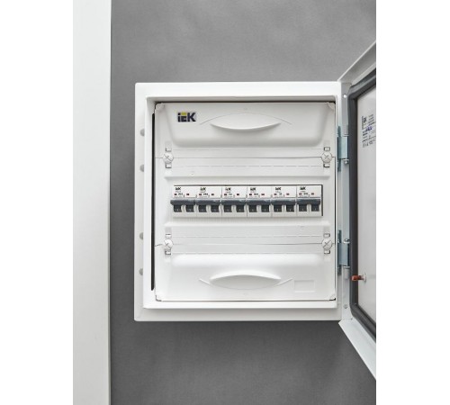 Выключатель автоматический двухполюсный M06N 2P B 40А 6кА ARMAT  AR-M06N-2-B040  IEK