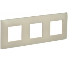 SKANDY Рамка 3-местная SK-F03B бежевый  SK-M32-K10  IEK
