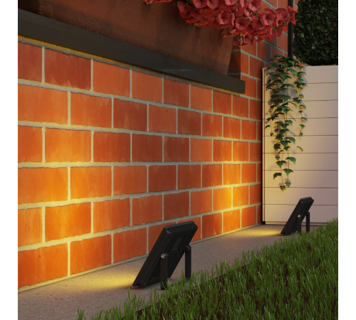 Прожектор светодиодный Gauss LED 30W 2000lm IP65 3000К черный  613527130  Gauss