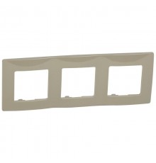 Etika Светлая галька Рамка 3-ая  672523  Legrand