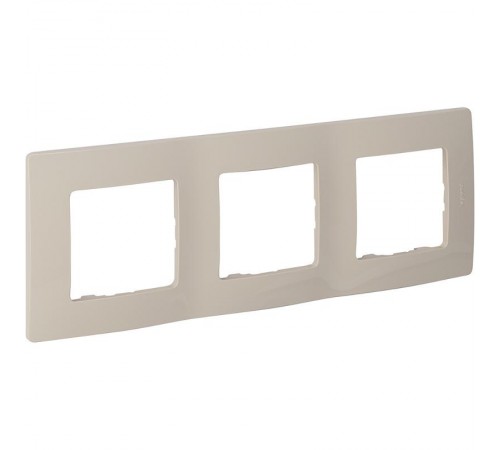 Etika Слоновая кость Рамка 3-ая  672513  Legrand