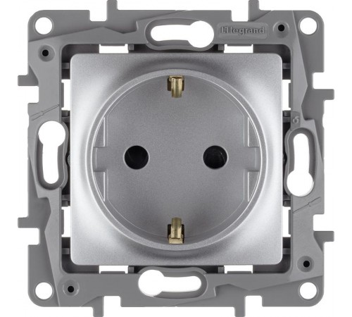 Etika Алюминий Розетка с заземлением со шторками, винтовые клеммы, 16А, 250 В  672422  Legrand