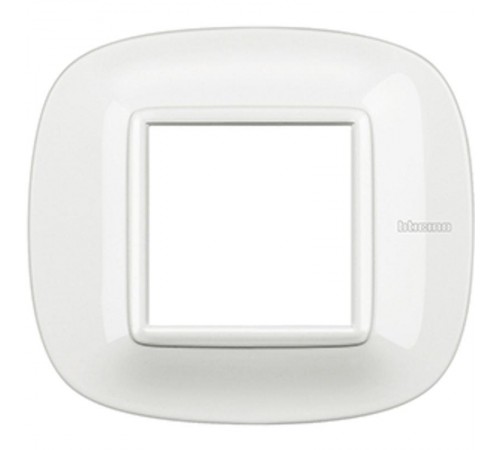 Axolute декоративные накладки в форме эллипса, Белый, цвет белый, на 2 модуля  HB4802HD  Legrand