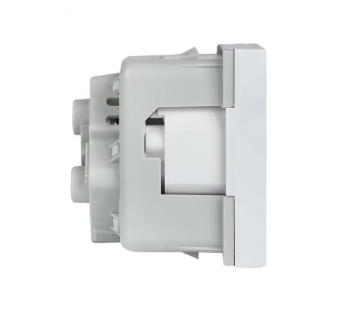 Розетка 45х45 PRO, с заземлением, белая , 45 град  E6MR16-028-10-45  EKF