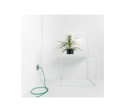 Simon 82 Накладка на розетку двухполюсную 2Р б/з, с защитными шторками, S82 Detail алюминий  82040-93  Simon