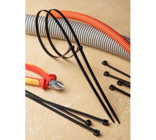 Хомут нейлоновый ЧЕРНЫЙ 8,2х750 (уп./100шт) EKF PROxima  plc-cb-8.2x750  EKF