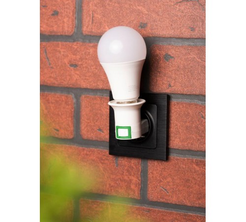 Переходник вилка-Е27 с выключателем, белый PROxima  ADF-E27-s-w  EKF