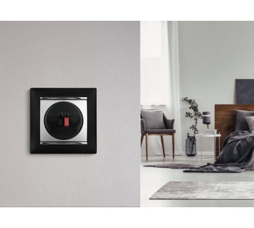 Valena Алюминий Розетка акустическая  770223  Legrand