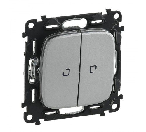 Valena ALLURE DIY Алюминий Переключатель 2-клавишный с подсветкой 10А 250В  752909  Legrand