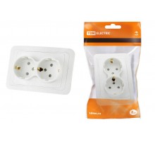 Розетка двойная 2П+З 16А c защитными шторками белая "Валдай"   SQ1804-0026  TDM