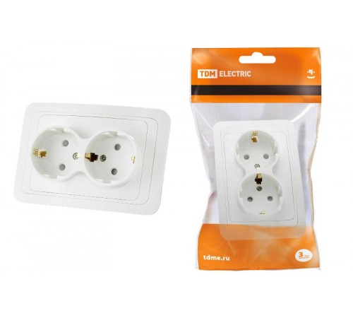 Розетка двойная 2П+З 16А c защитными шторками белая "Валдай"   SQ1804-0026  TDM